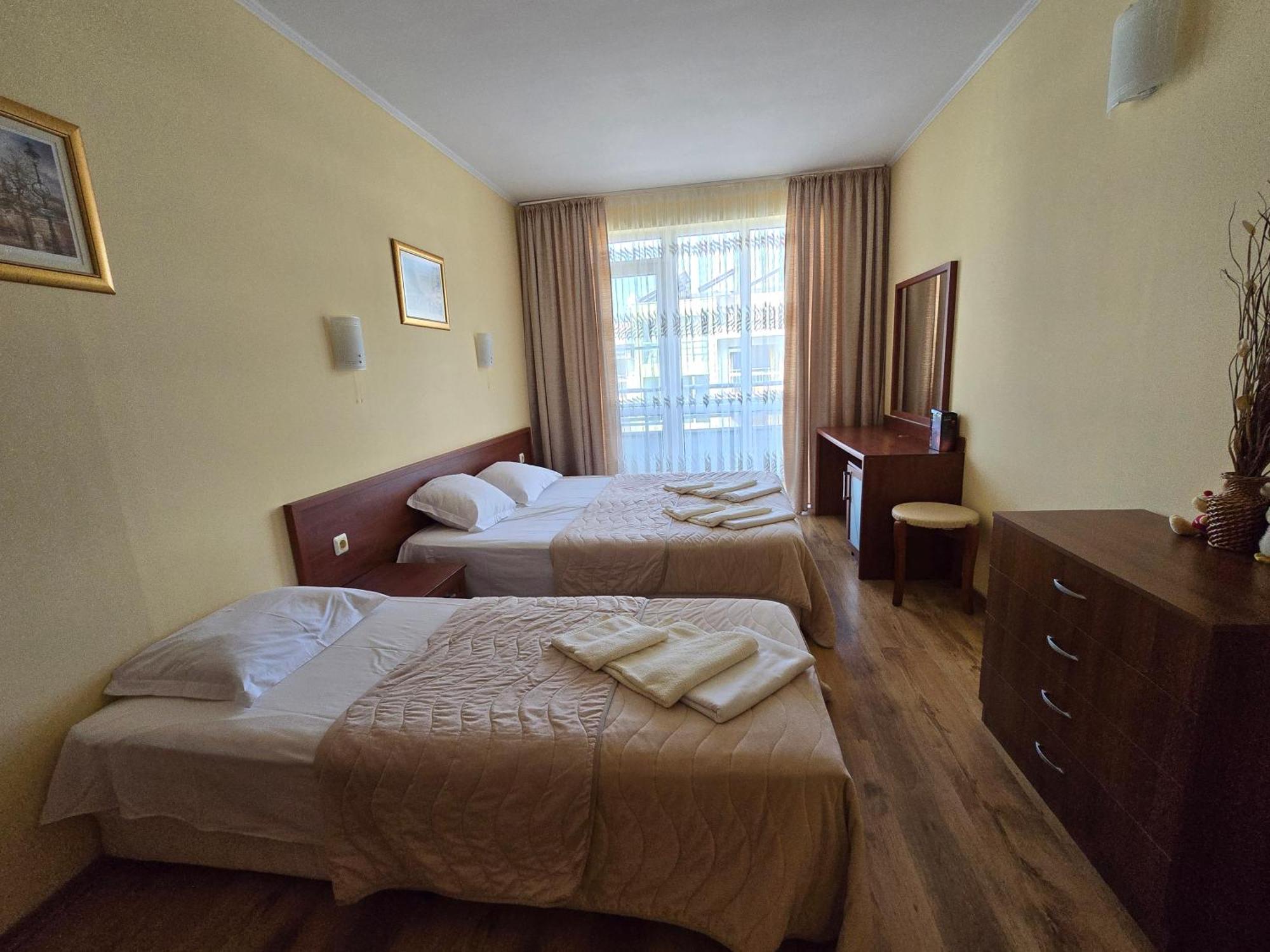Apartment In Central Plaza Slăntjev Brjag Exteriör bild