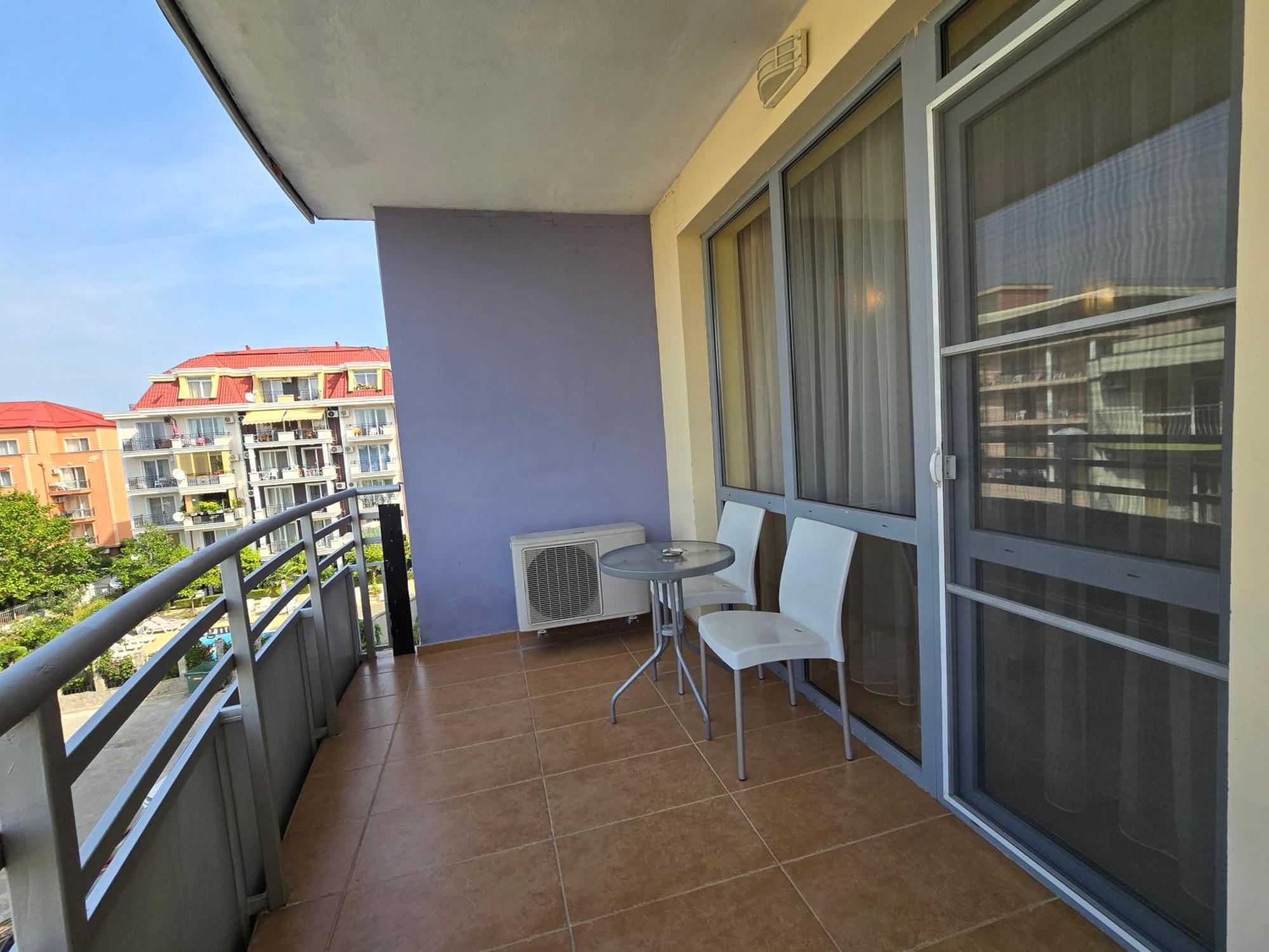 Apartment In Central Plaza Slăntjev Brjag Exteriör bild