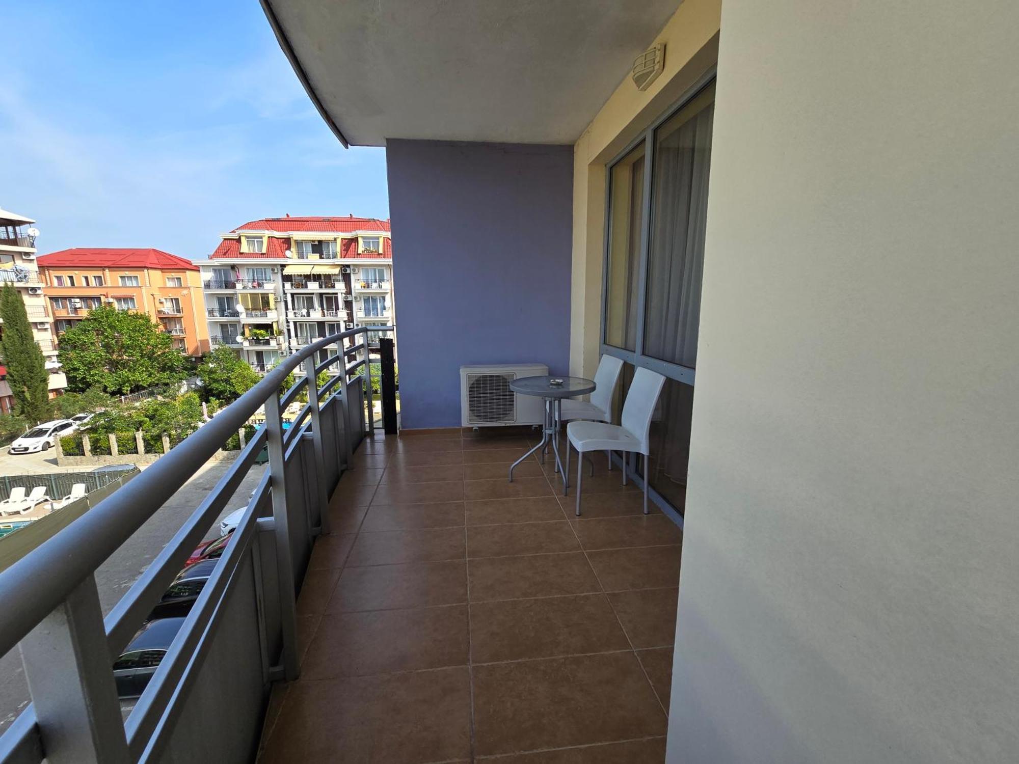 Apartment In Central Plaza Slăntjev Brjag Exteriör bild