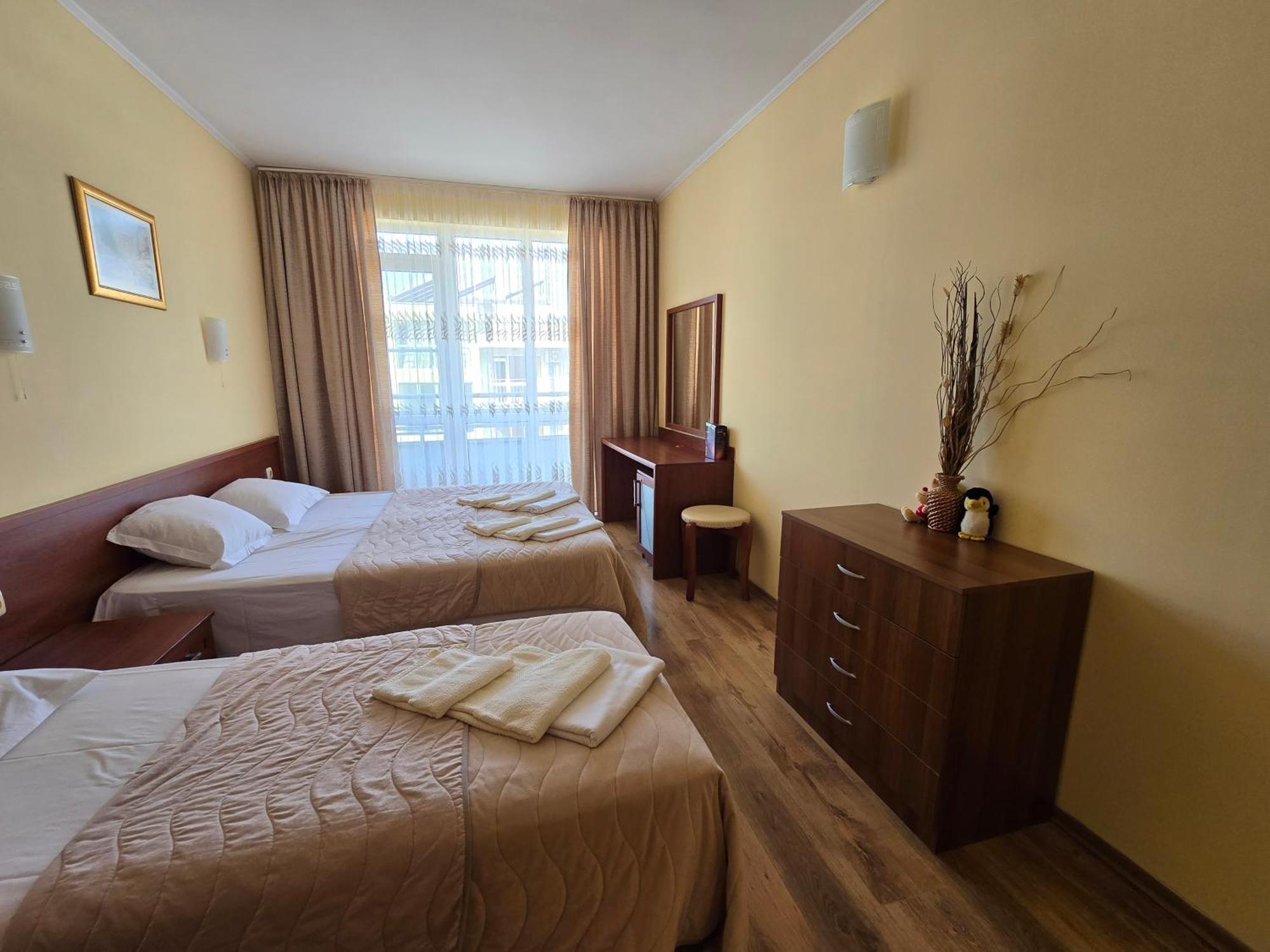 Apartment In Central Plaza Slăntjev Brjag Exteriör bild