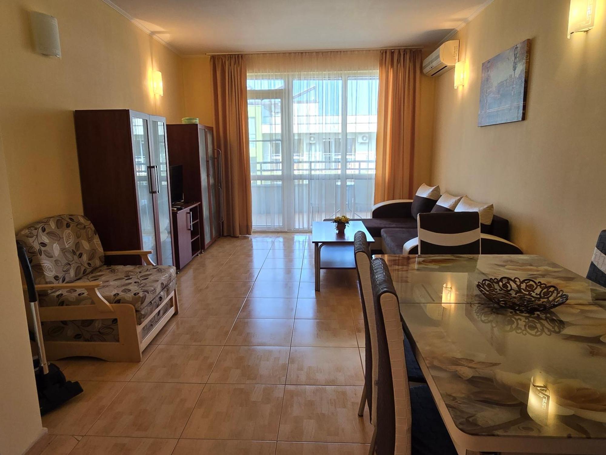 Apartment In Central Plaza Slăntjev Brjag Exteriör bild