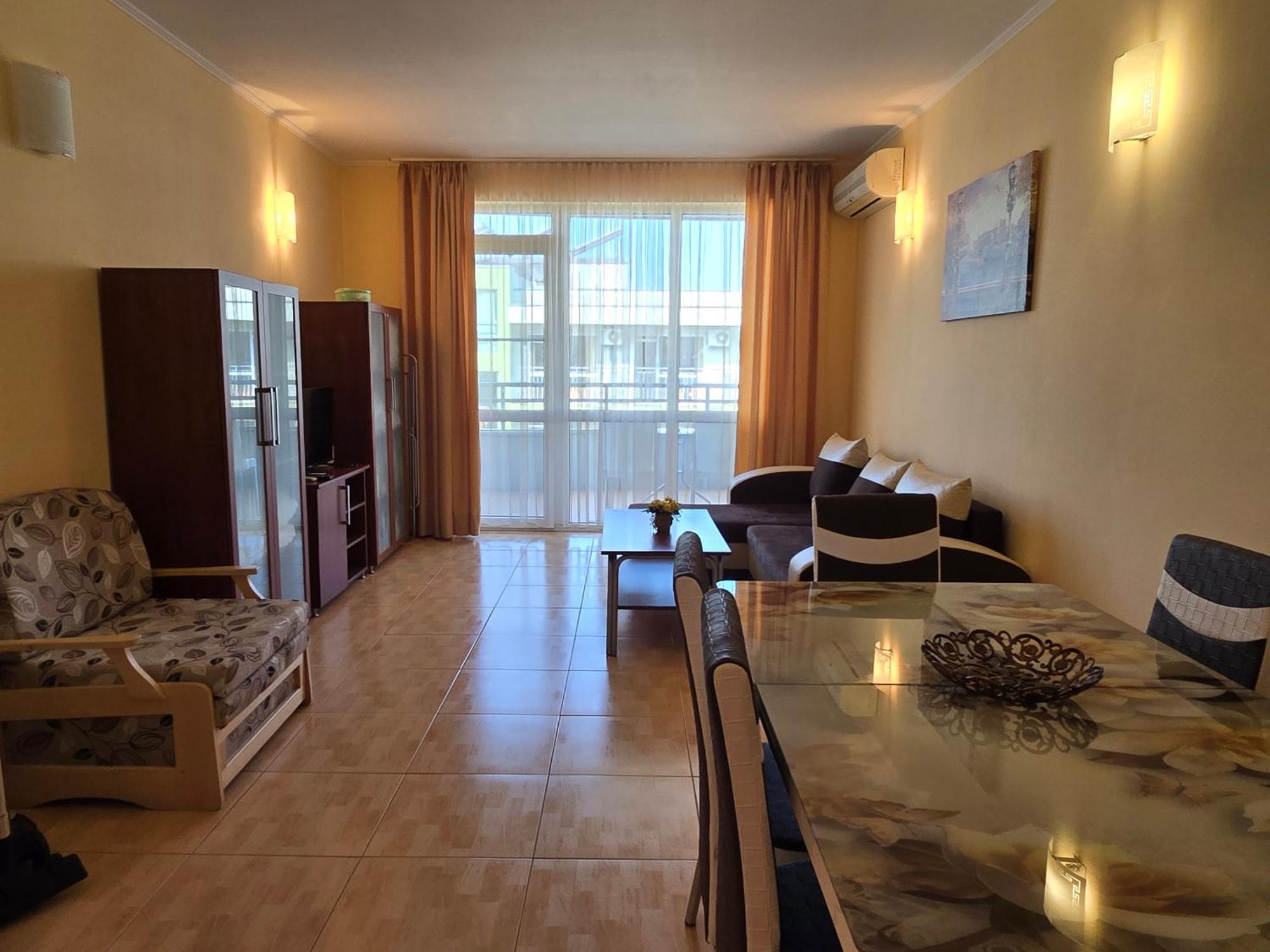 Apartment In Central Plaza Slăntjev Brjag Exteriör bild